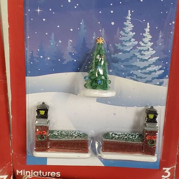 Cobblestone Corners Winter Village Miniatures Set of 4 Packs – 12 Pieces Christm - Picture 5 of 6